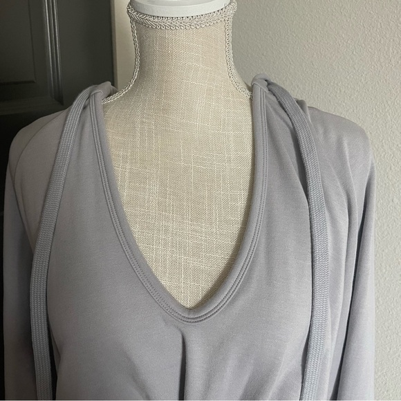 Fabletics Sydney Twist Front Hoodie - Picture 4 of 11